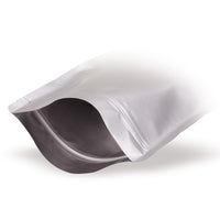 Stand-up pouches aluminum — Application view of the bag in a packaging scenario